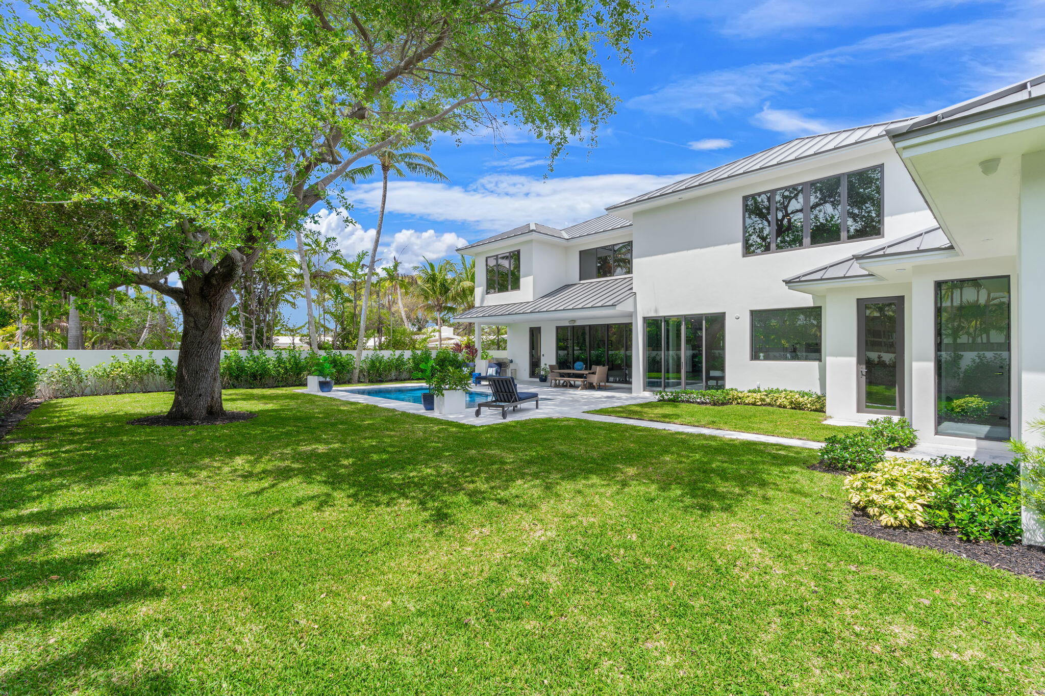 BEACH WAY HEIGHTS UNIT - Residential