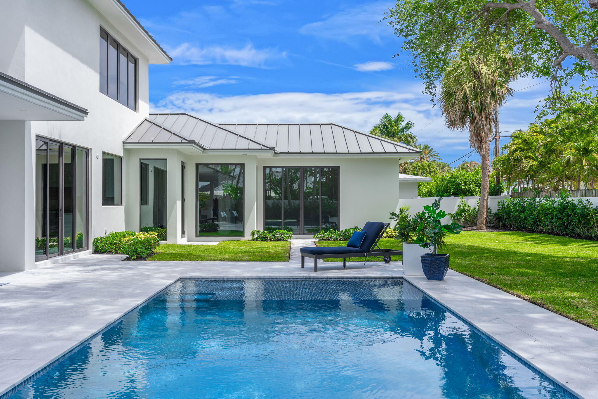 BEACH WAY HEIGHTS UNIT - Residential