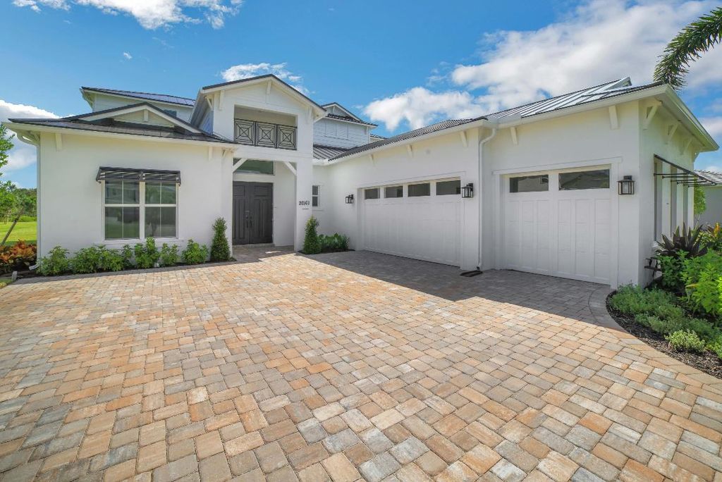 Photo of 20161 SE Bridgewater Drive, Jupiter, FL 33458 (MLS # R11148404)