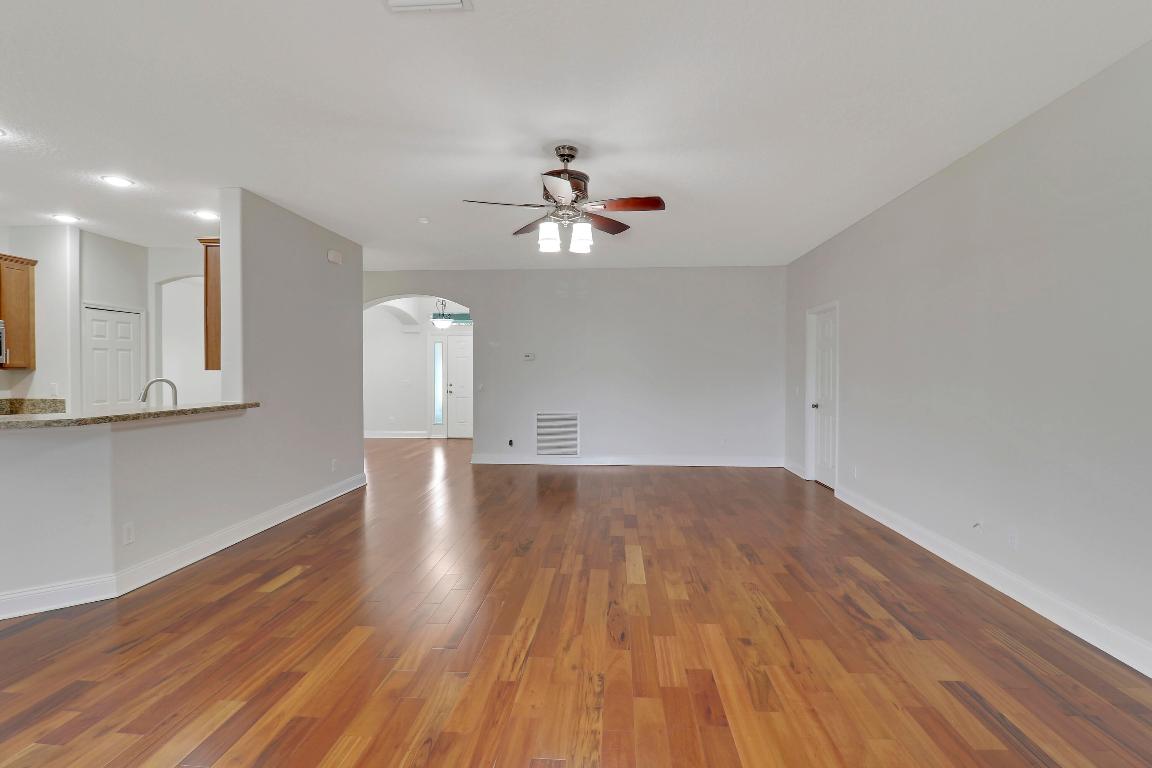 PORT ST LUCIE SECTION 44 - Residential