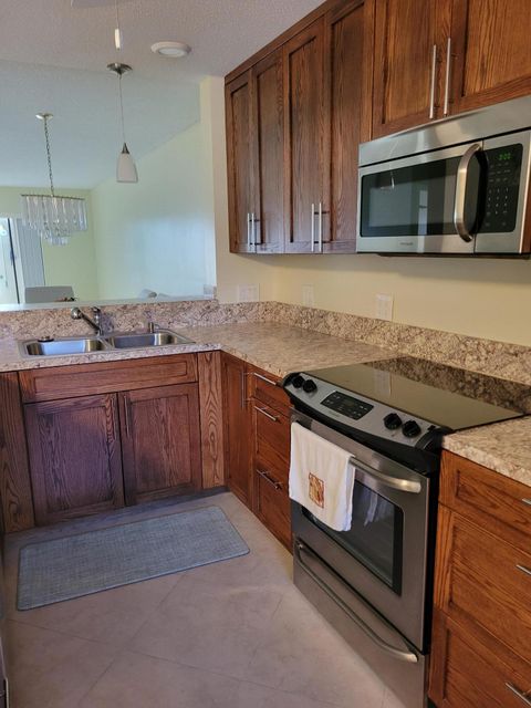 Tiny photo for 7892 Willow Spring Drive #1511, Lake Worth, FL 33467 (MLS # B26016269)
