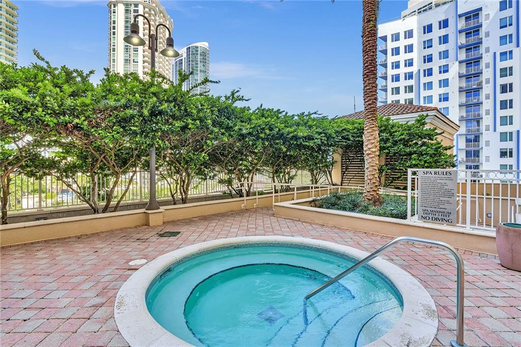 NuRiver Landings - Residential