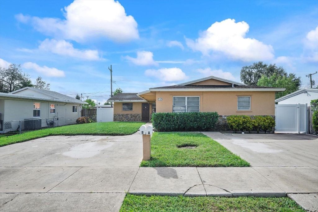 Photo of 6324 Fillmore Street, Hollywood, FL 33024 (MLS # F10548168)