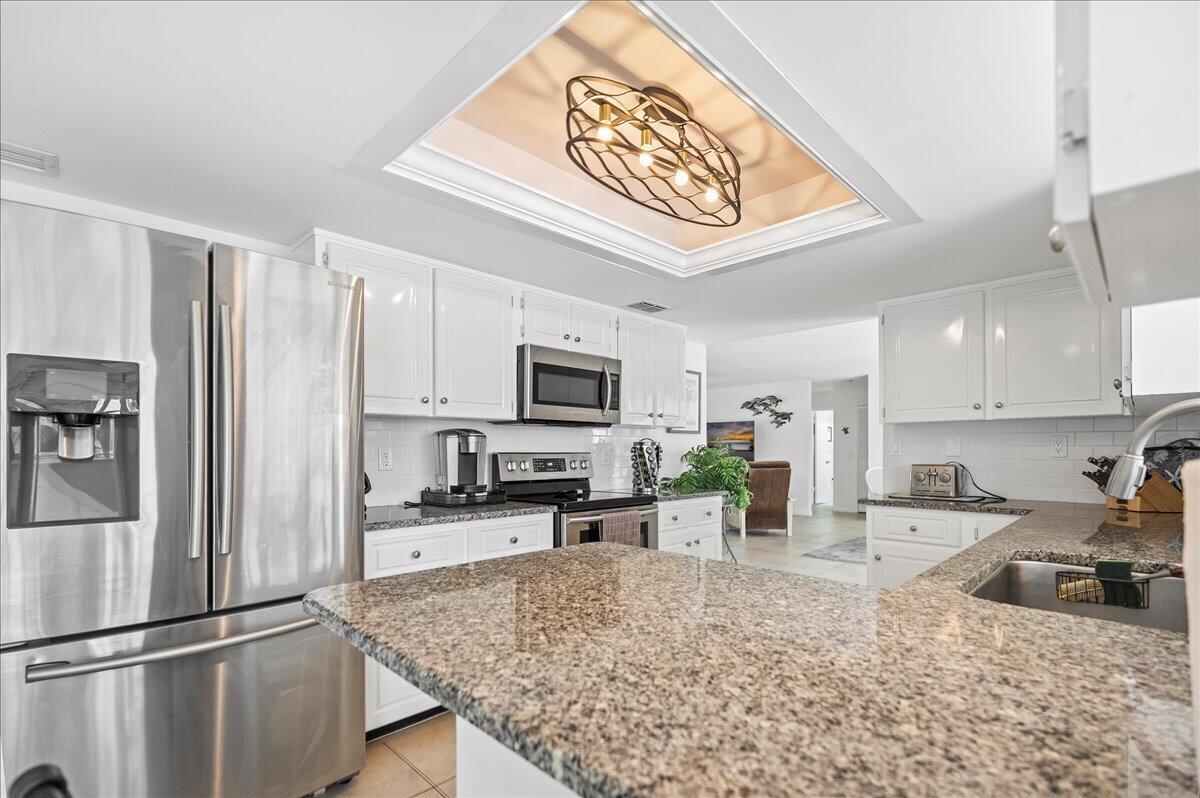 VERO SHORES UNIT 1 - Residential Lease