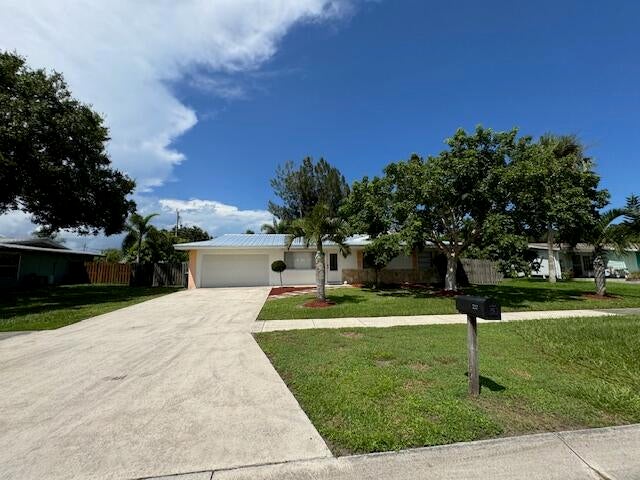Photo of 157 SE Soneto Court, Port Saint Lucie, FL 34983 (MLS # R11019312)
