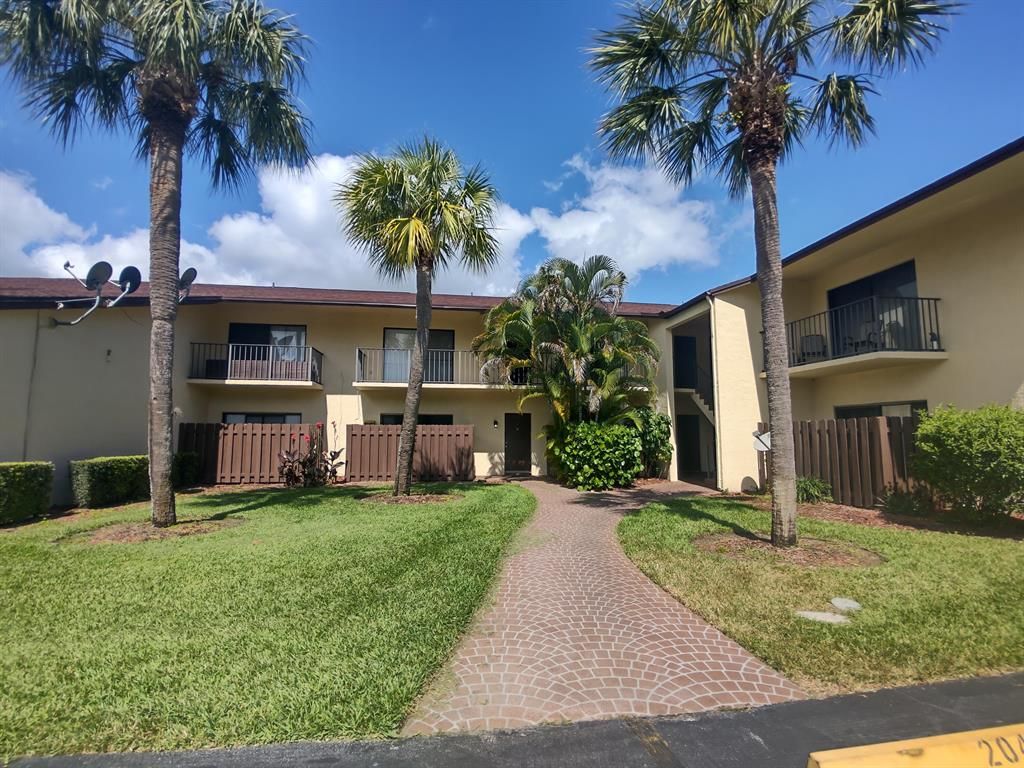 Photo of 2050 Oleander Boulevard #10-104, Fort Pierce, FL 34950 (MLS # R10701855)