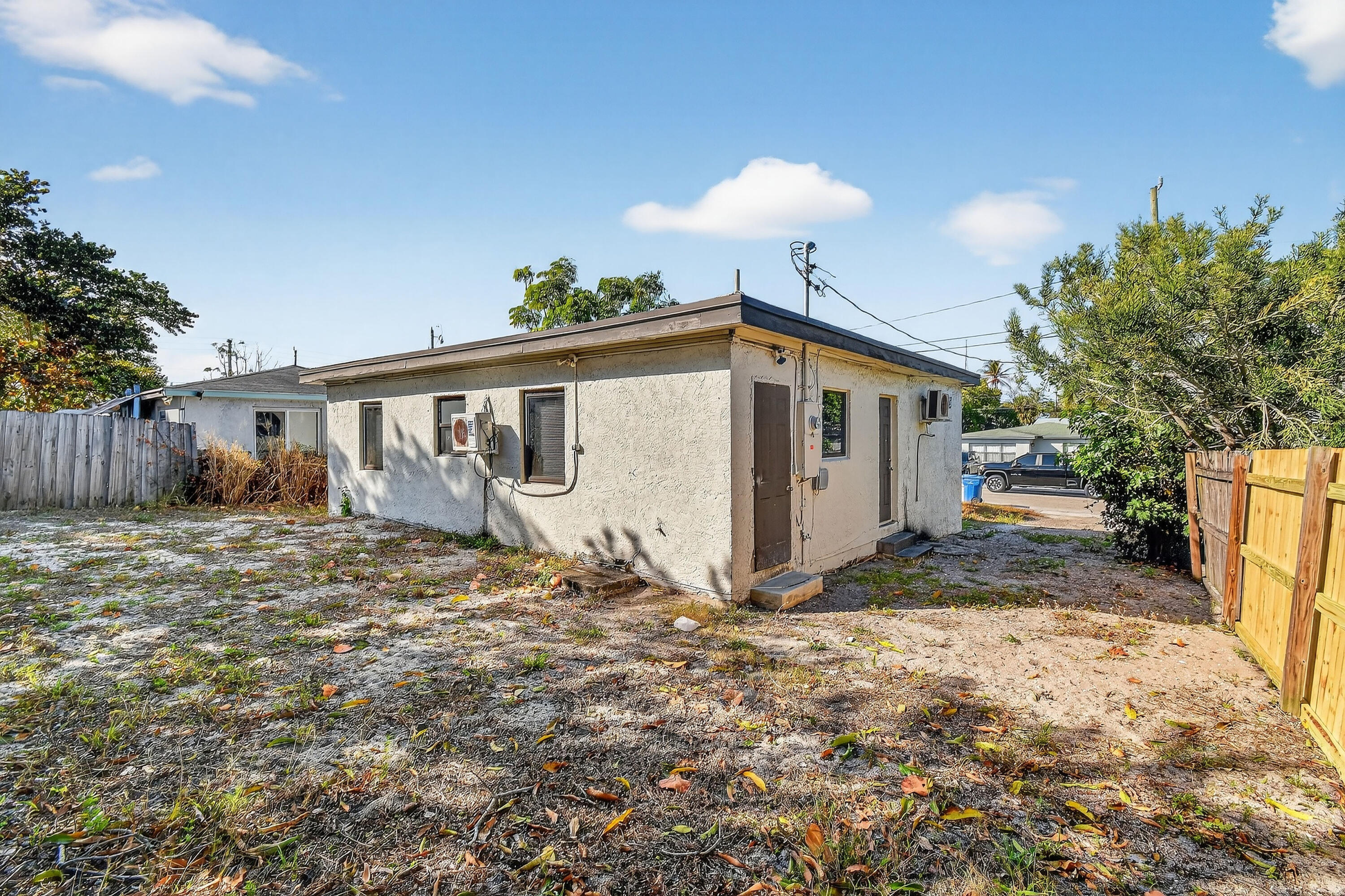 PLEASANT HEIGHTS - Residential Lease