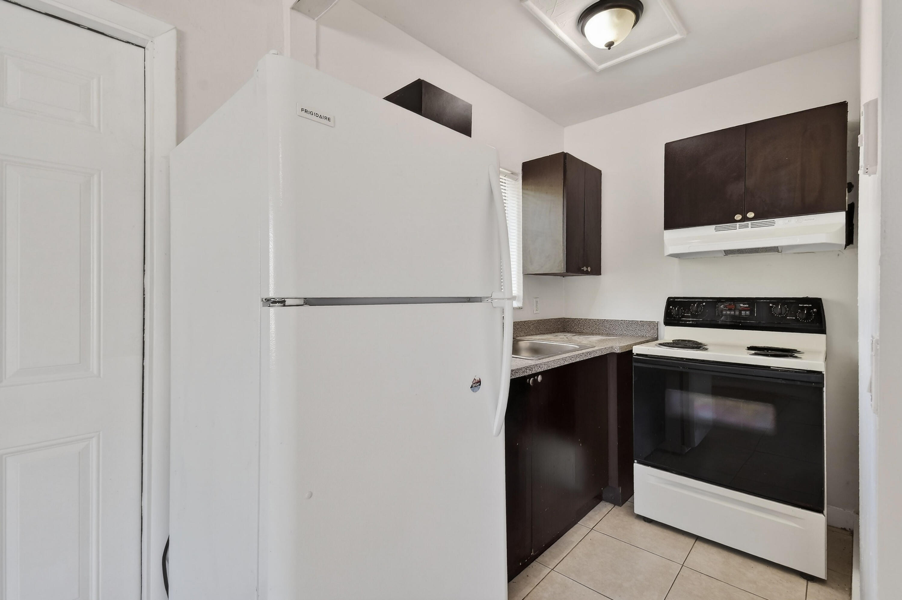 PLEASANT HEIGHTS - Residential Lease