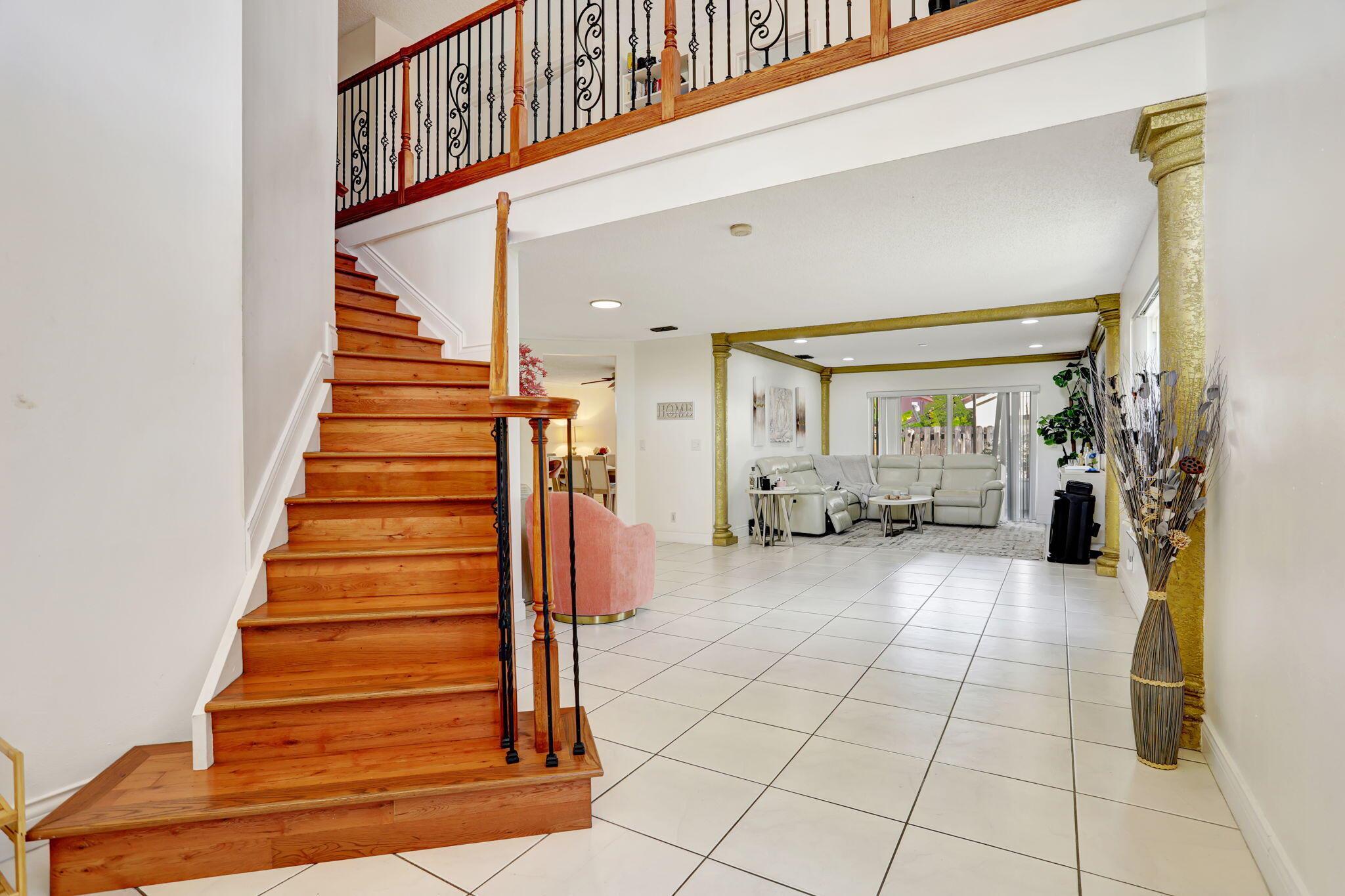 3385 Seabreeze Lane