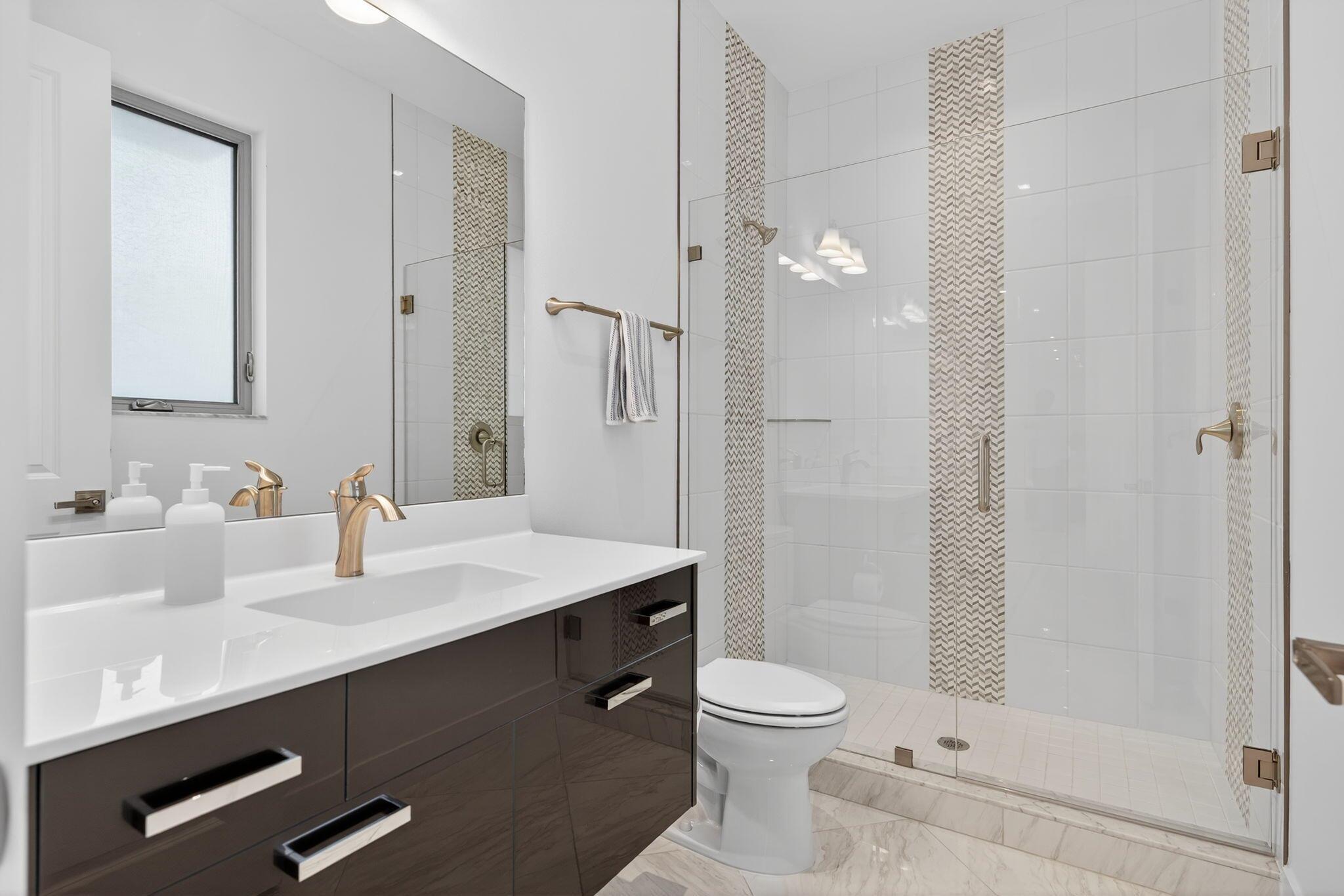 ALTON NEIGHBORHOOD - Residential