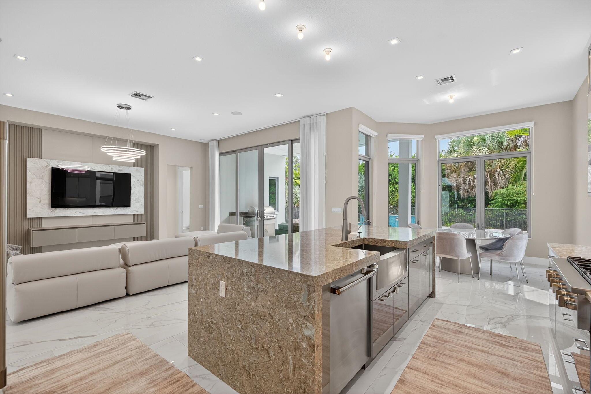 ALTON NEIGHBORHOOD - Residential