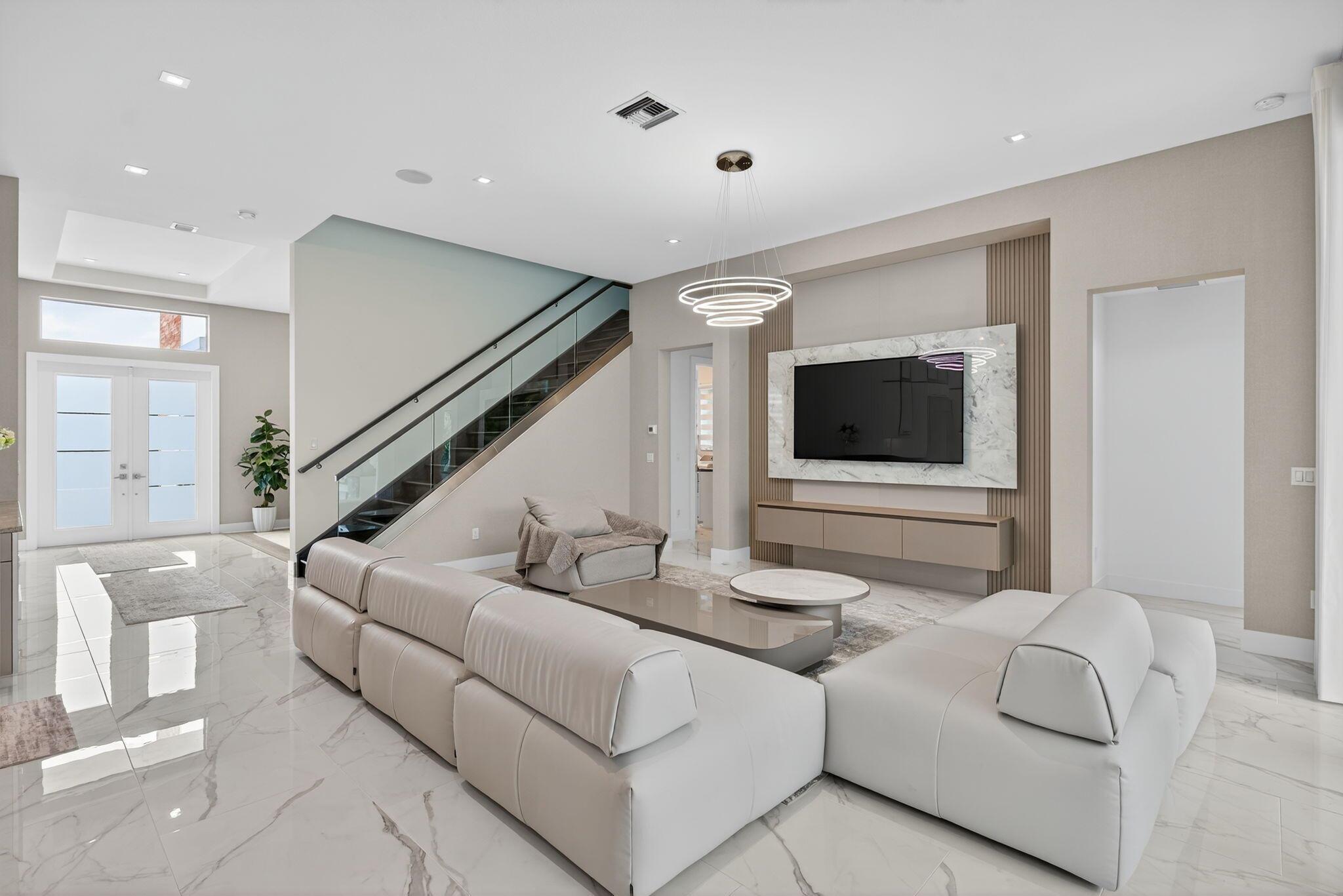 ALTON NEIGHBORHOOD - Residential