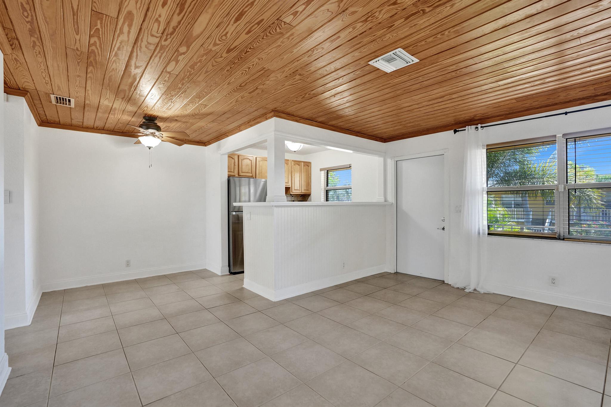 200 Croton 202 Avenue 202