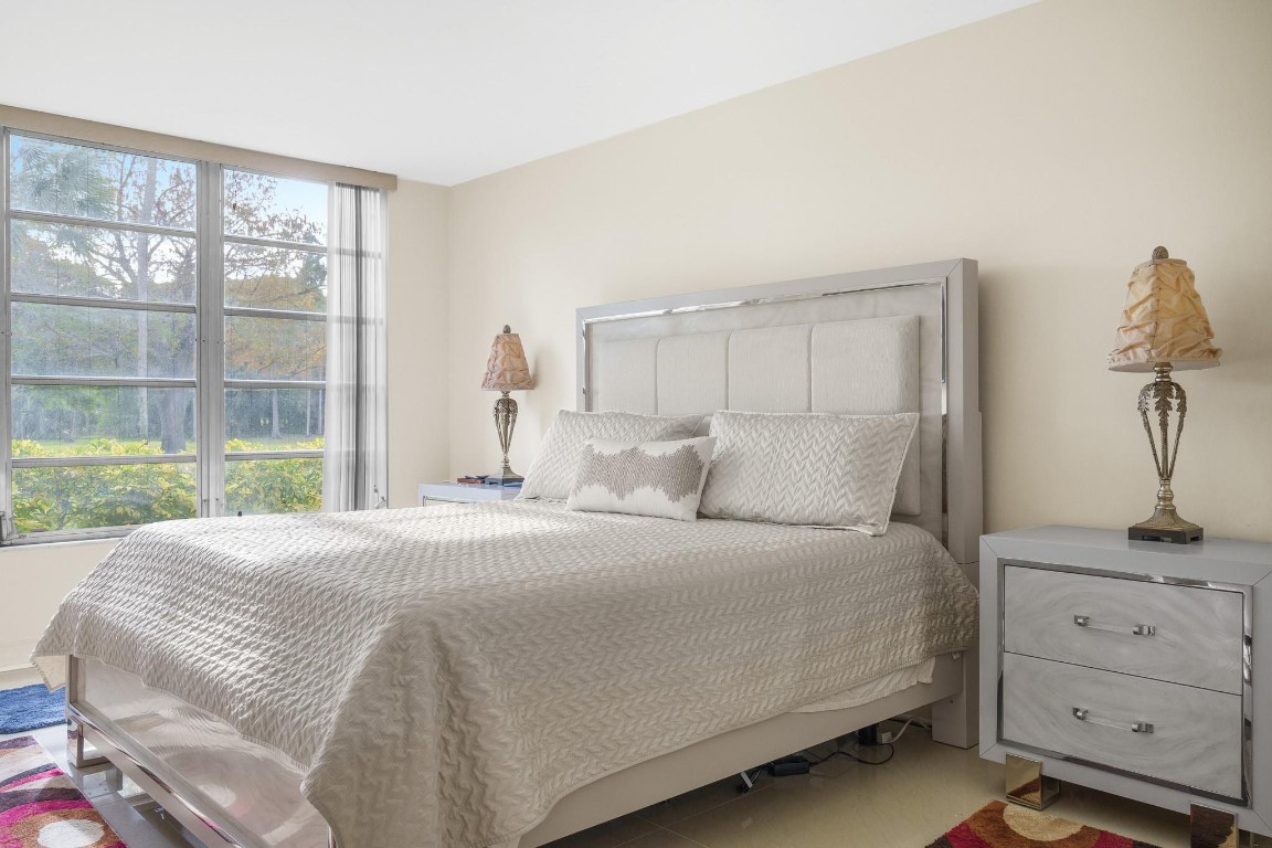 NO 70 PALM-AIRE COUNTRY CLUB - Residential