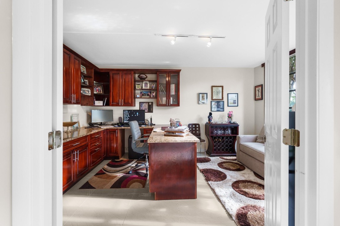 NO 70 PALM-AIRE COUNTRY CLUB - Residential