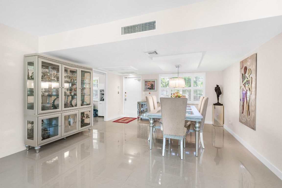 NO 70 PALM-AIRE COUNTRY CLUB - Residential