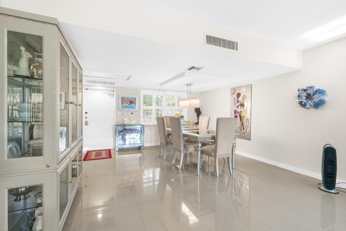 NO 70 PALM-AIRE COUNTRY CLUB - Residential