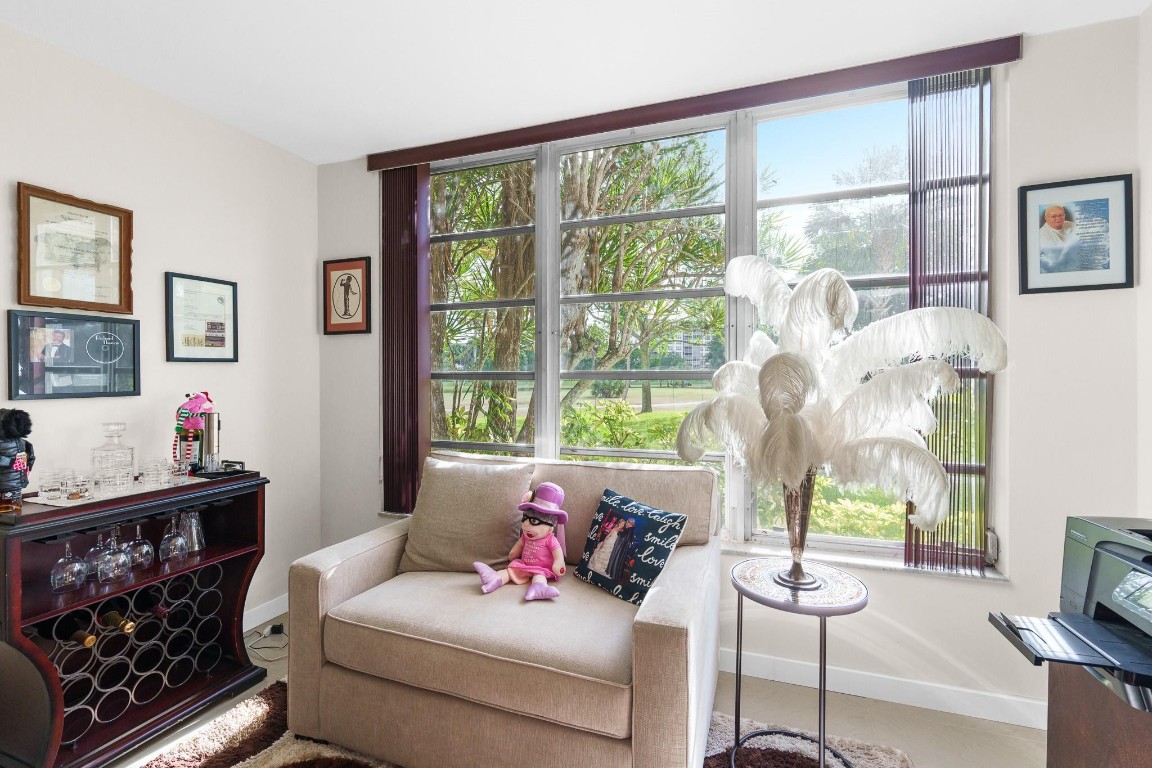NO 70 PALM-AIRE COUNTRY CLUB - Residential