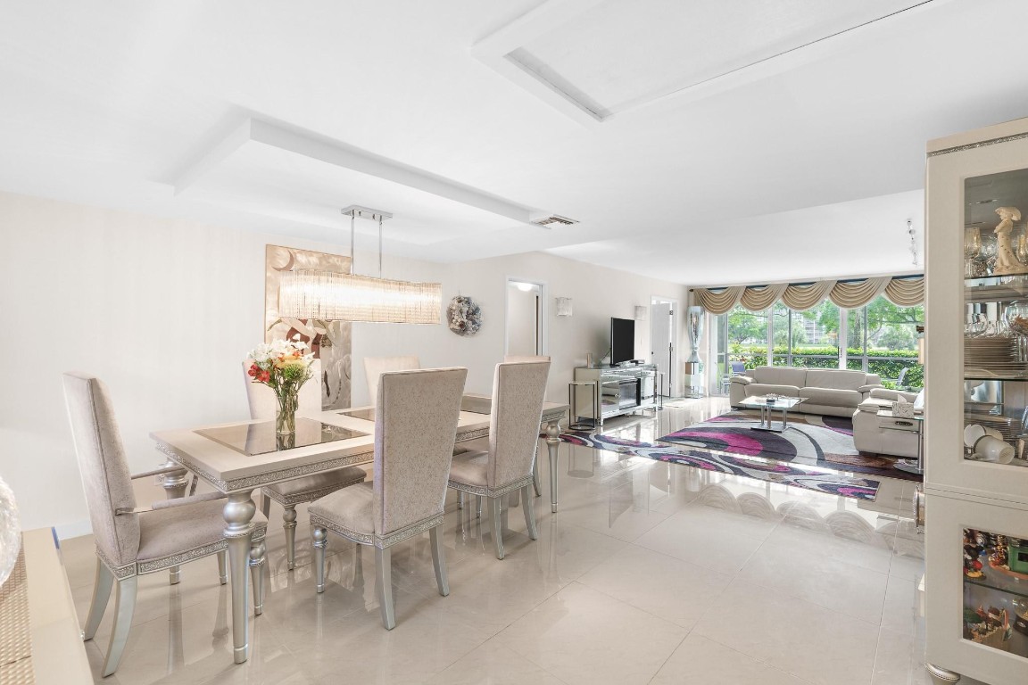 NO 70 PALM-AIRE COUNTRY CLUB - Residential