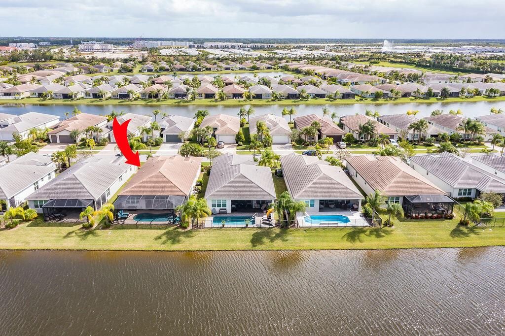 Photo of 10895 SW Sunray Street, Port Saint Lucie, FL 34987 (MLS # R10934350)