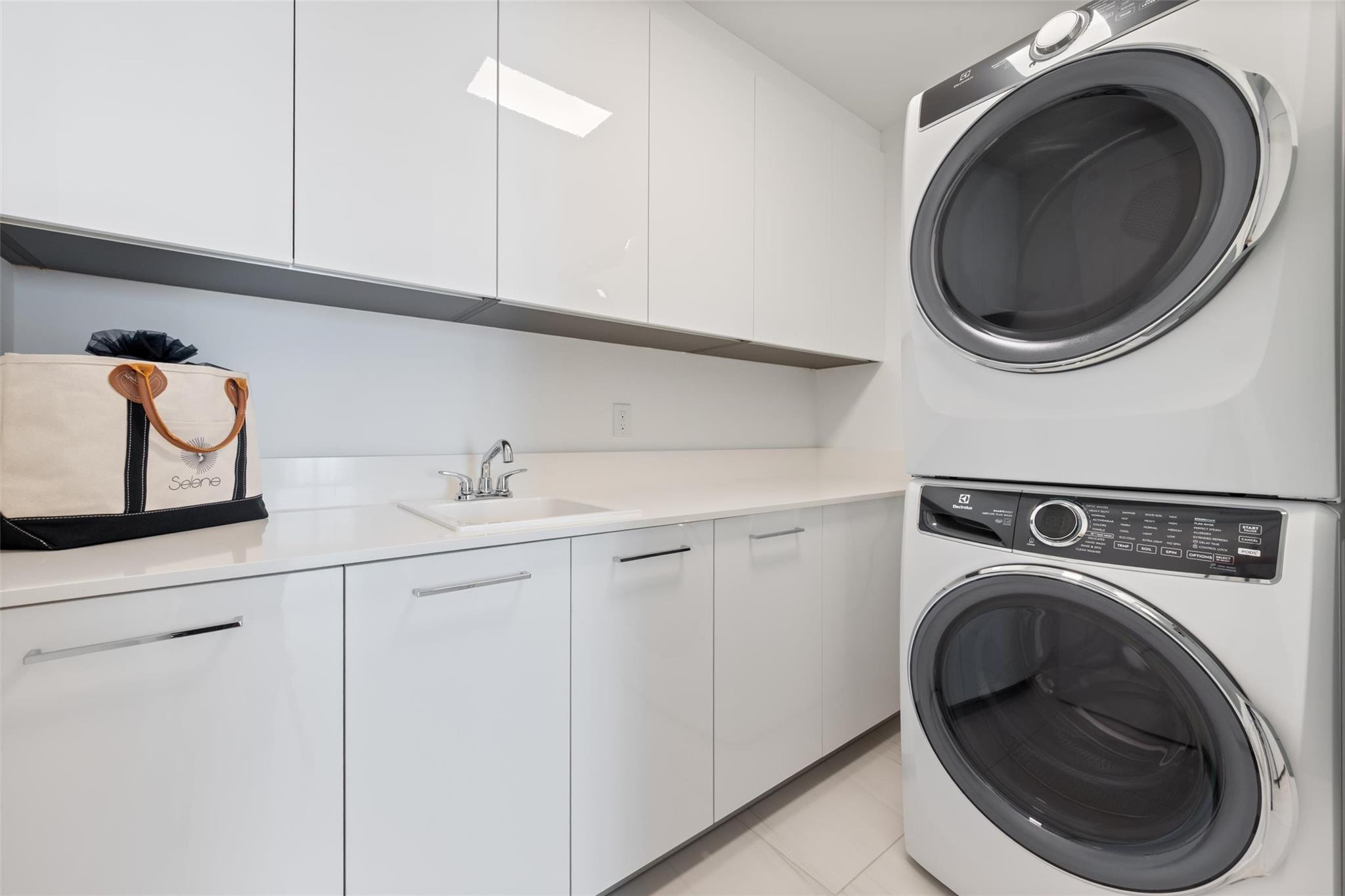 Selene Oceanfront - Residential