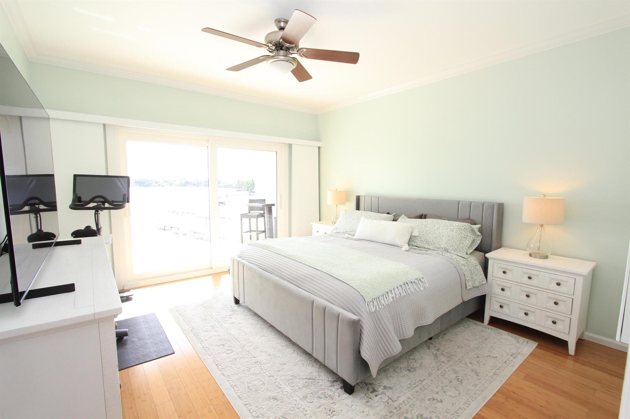 COCONUT COVE OF LANTANA C - Residential