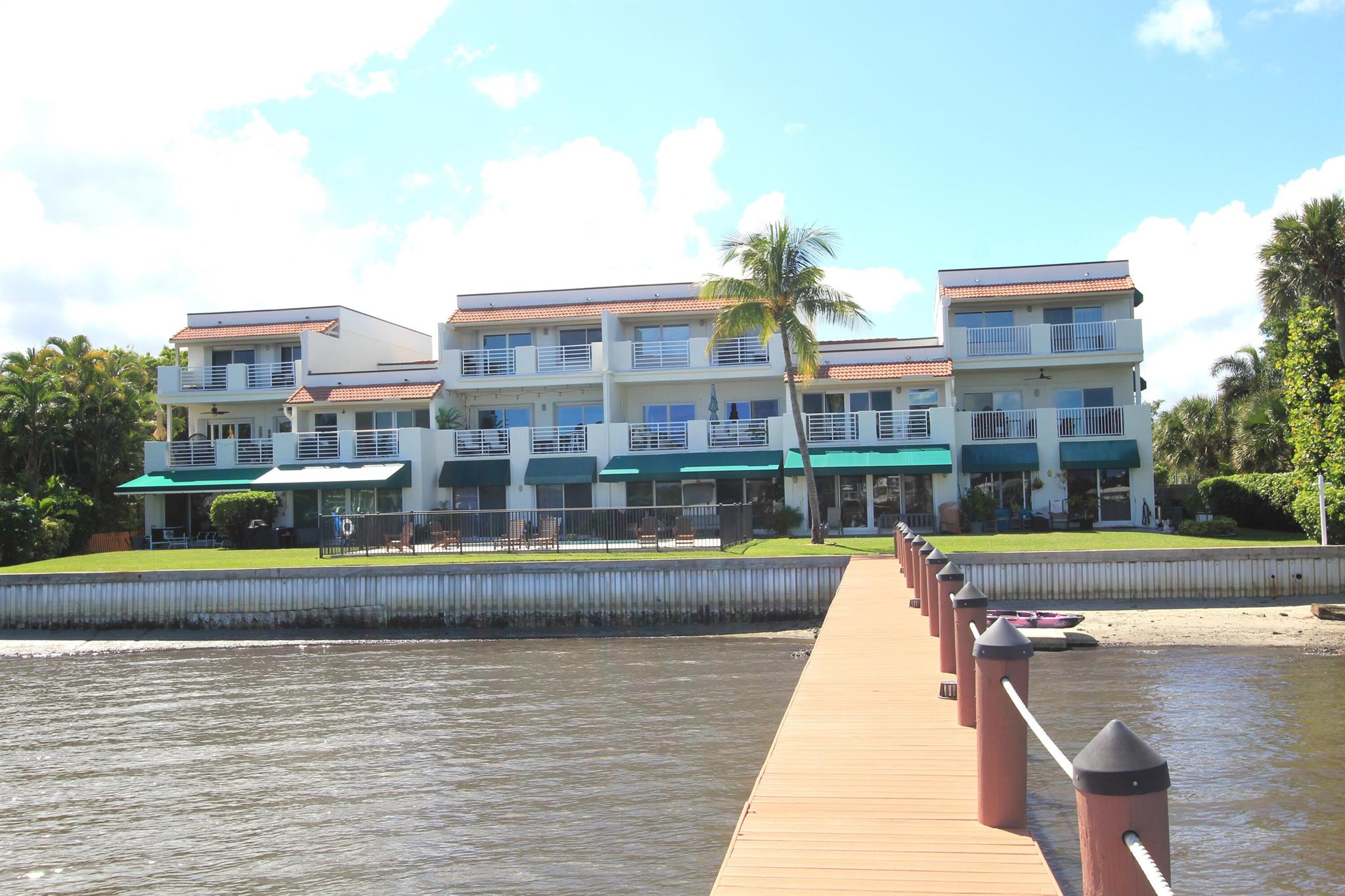 COCONUT COVE OF LANTANA C - Residential