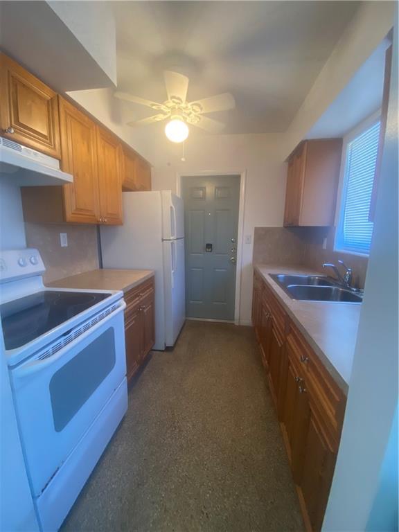 Fairlawn 41-44 B - Residential