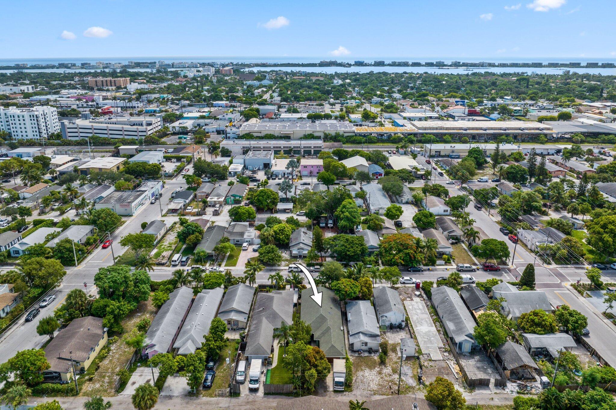 LAKE WORTH TOWN OF - Residential