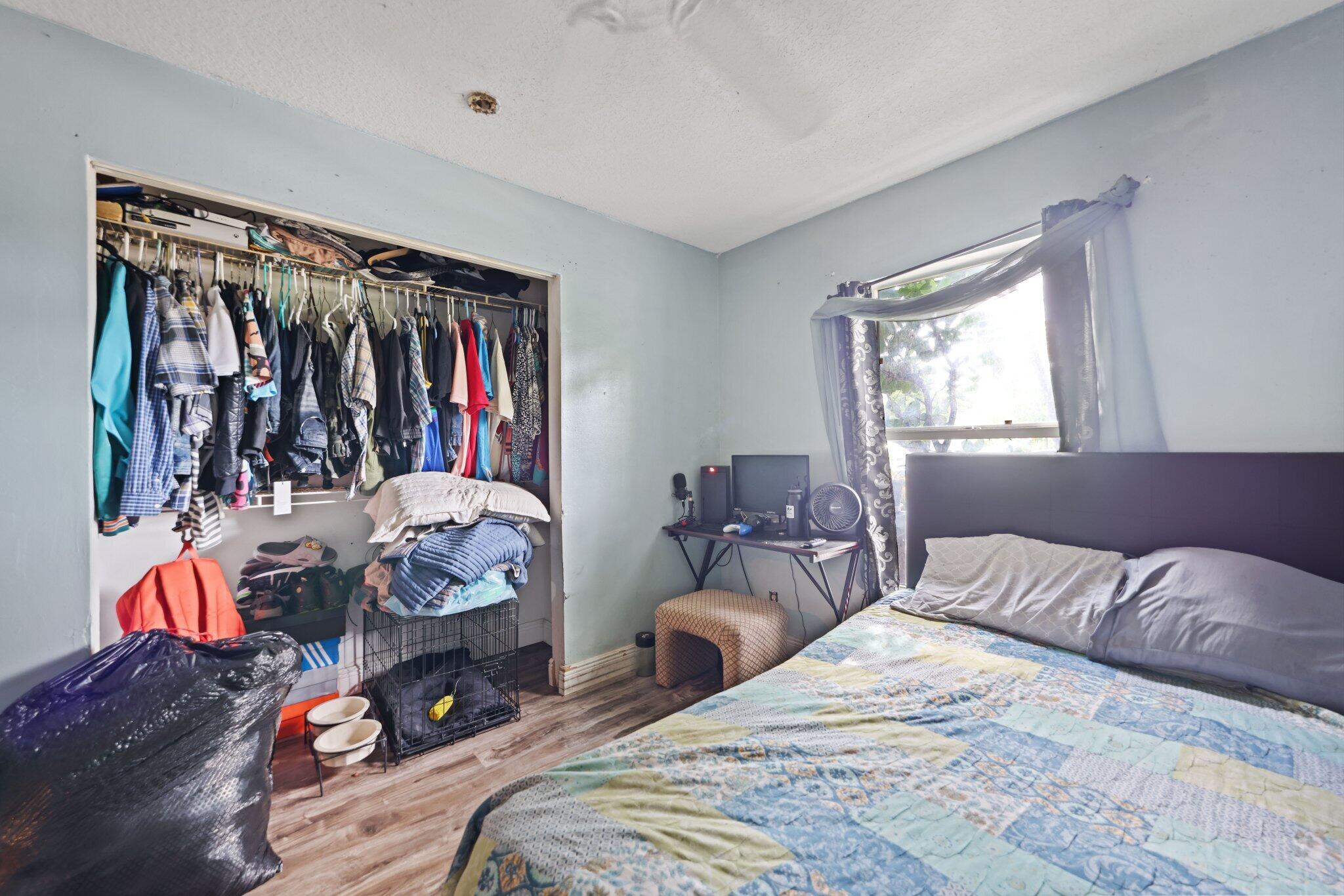 LAKE WORTH TOWN OF - Residential