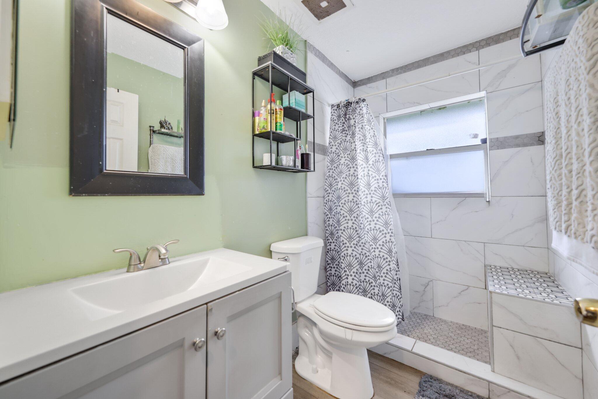 LAKE WORTH TOWN OF - Residential