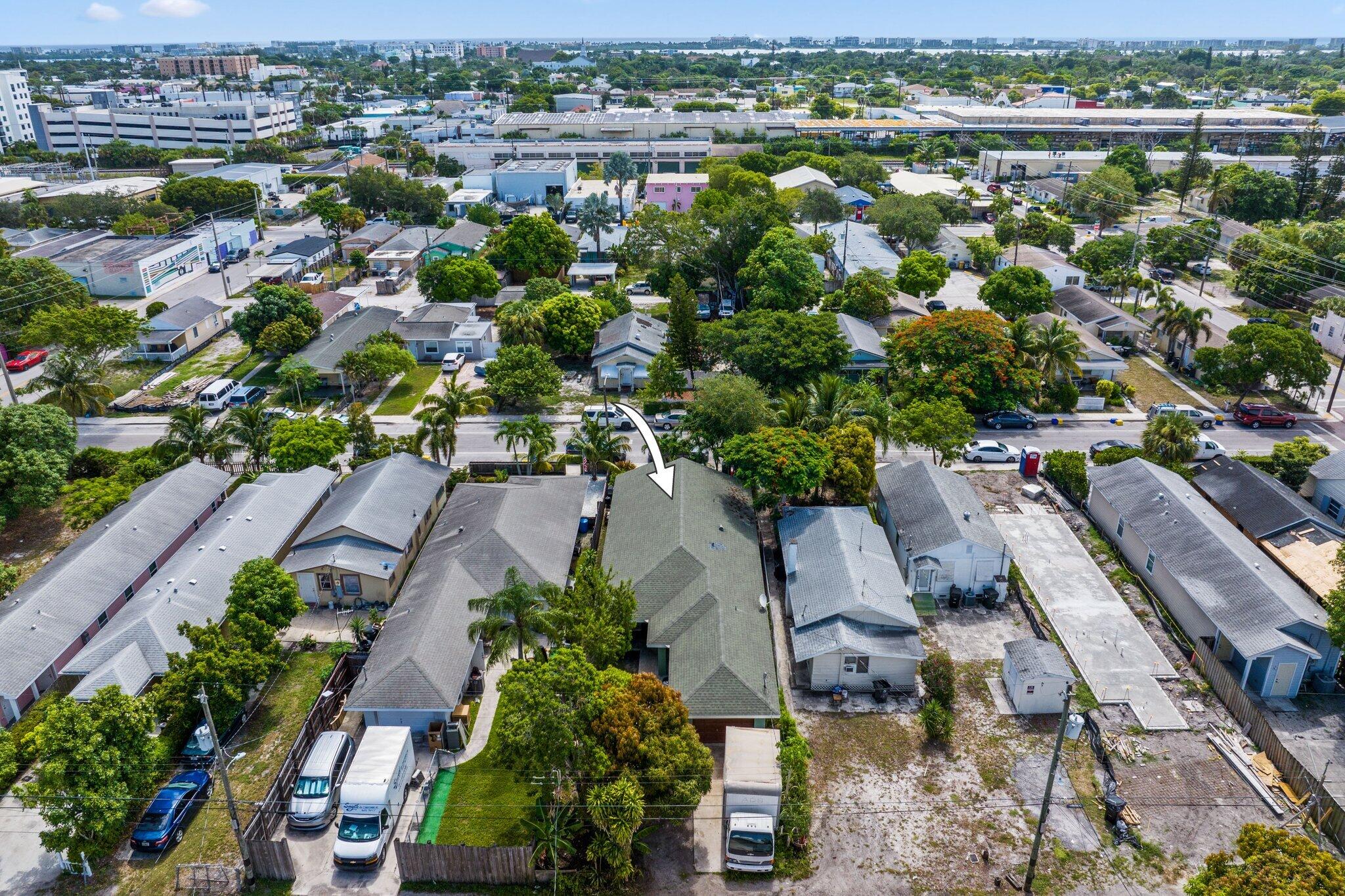 LAKE WORTH TOWN OF - Residential