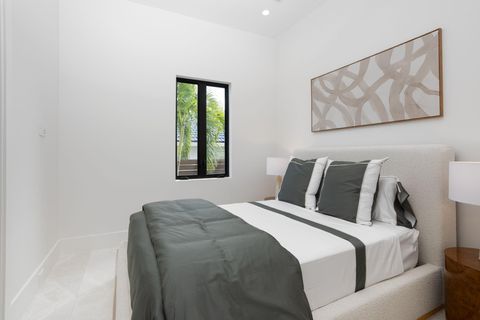 Tiny photo for 798 Havana Drive, Boca Raton, FL 33487 (MLS # R11140339)
