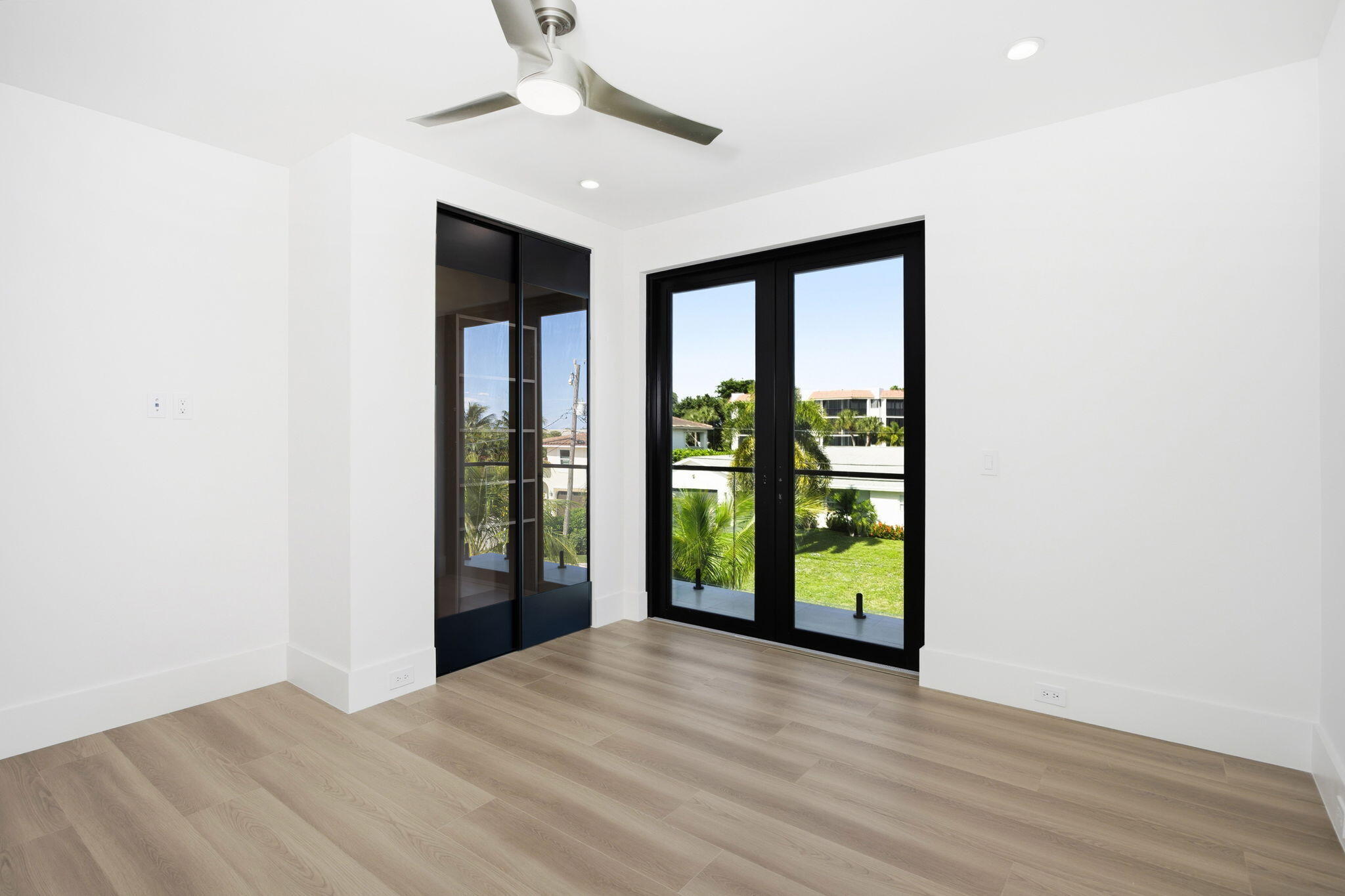 CARIBBEAN KEYS - Residential