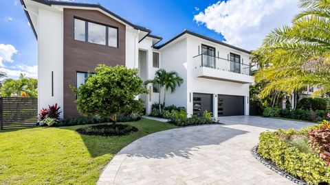 Tiny photo for 798 Havana Drive, Boca Raton, FL 33487 (MLS # R11140339)