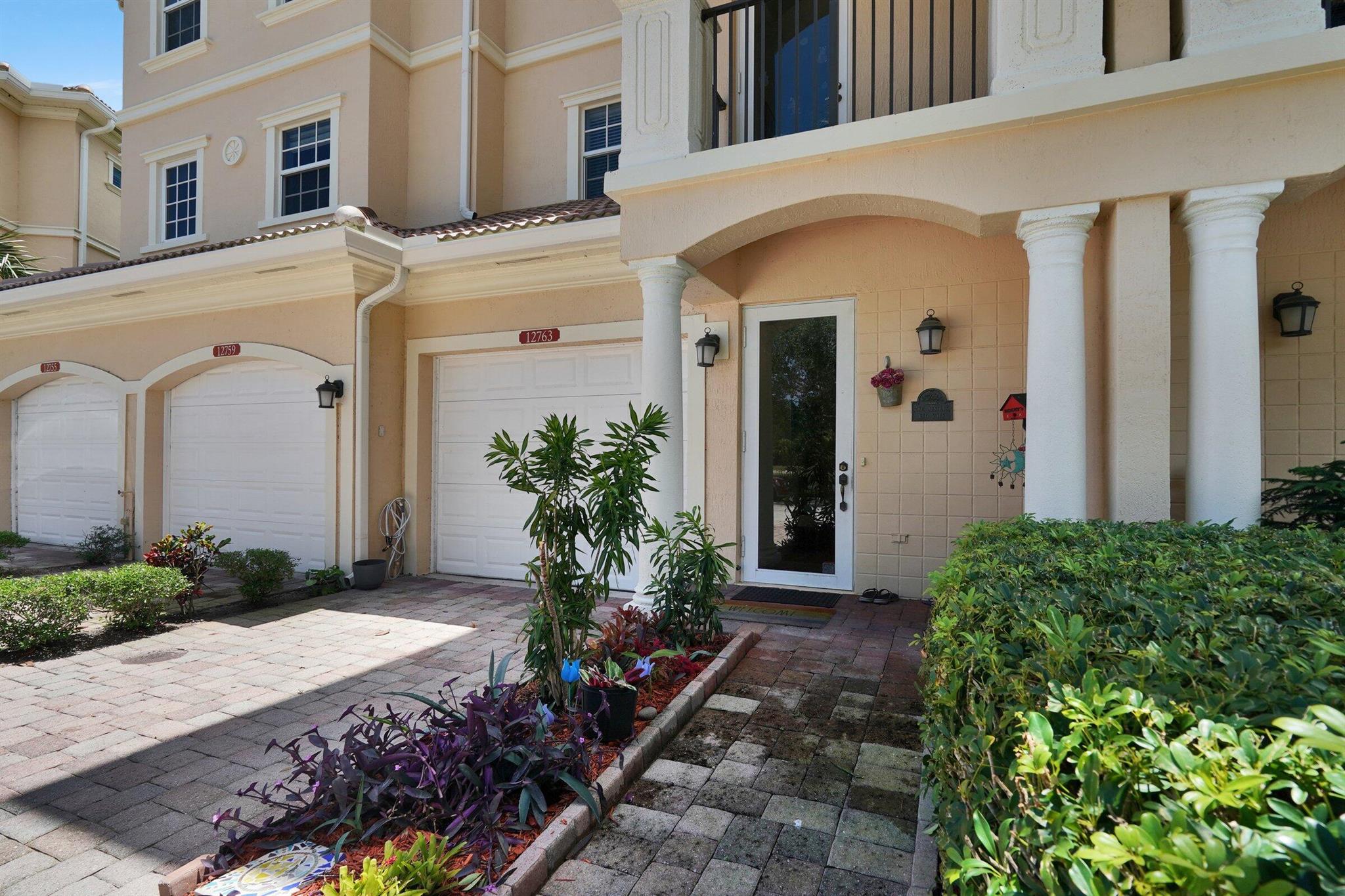 View Hobe Sound, FL 33455 townhome