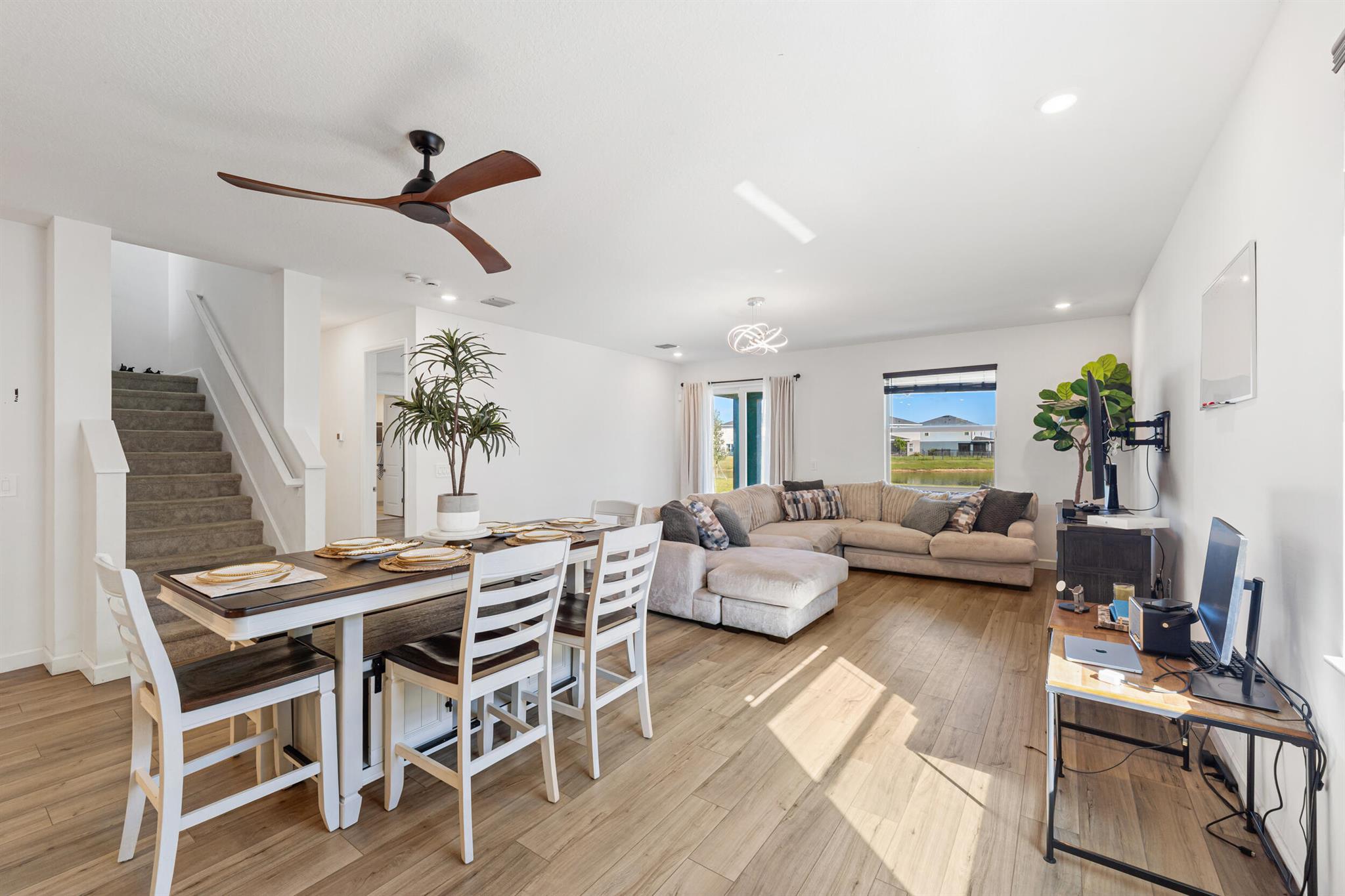 CENTRAL PARK VERANO SOUTH - Residential