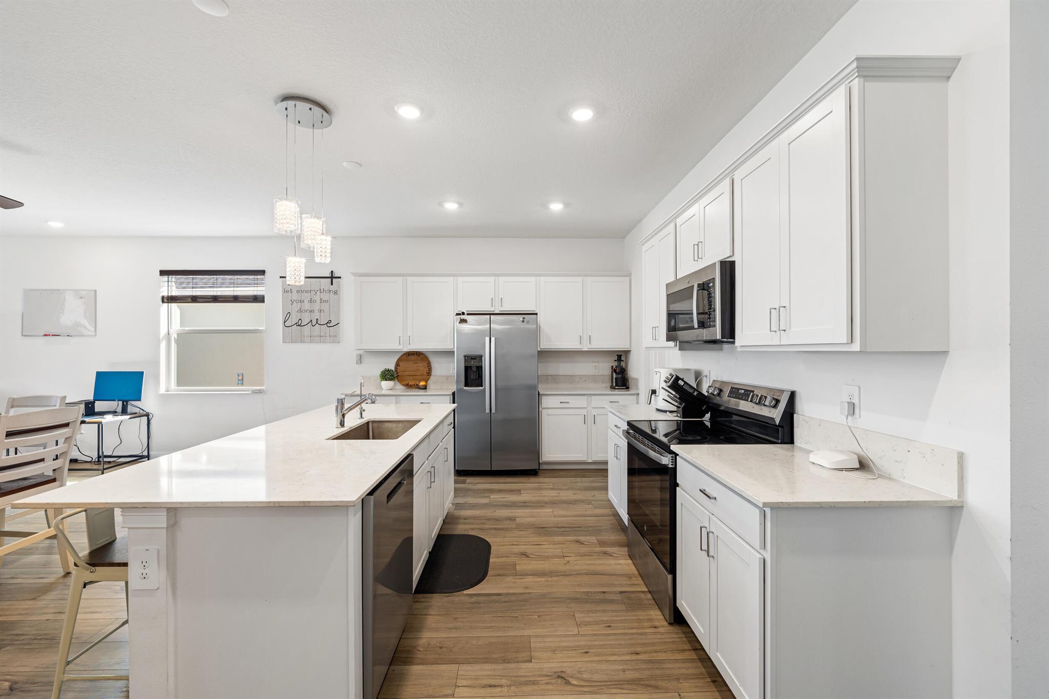 CENTRAL PARK VERANO SOUTH - Residential