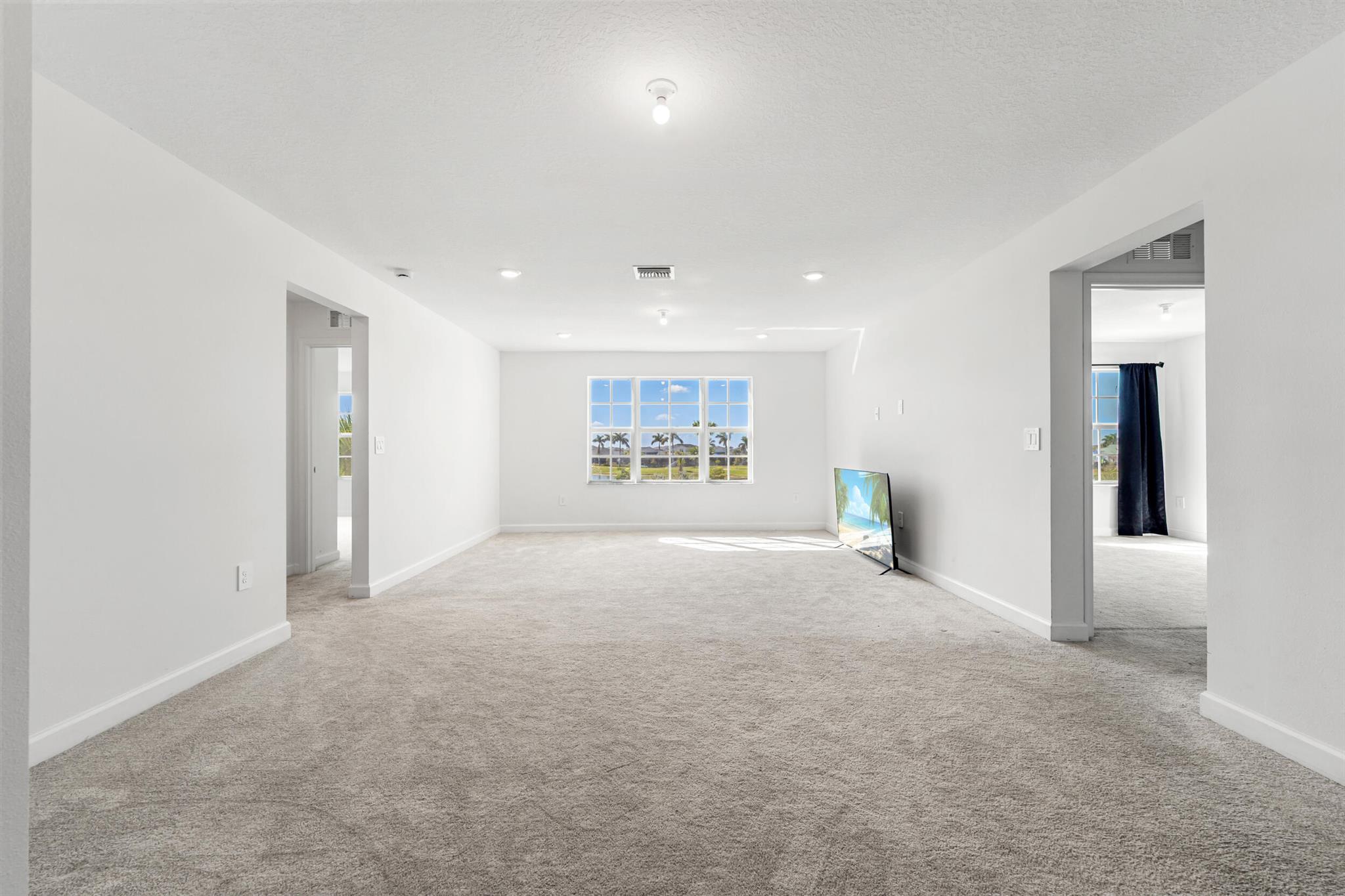 CENTRAL PARK VERANO SOUTH - Residential