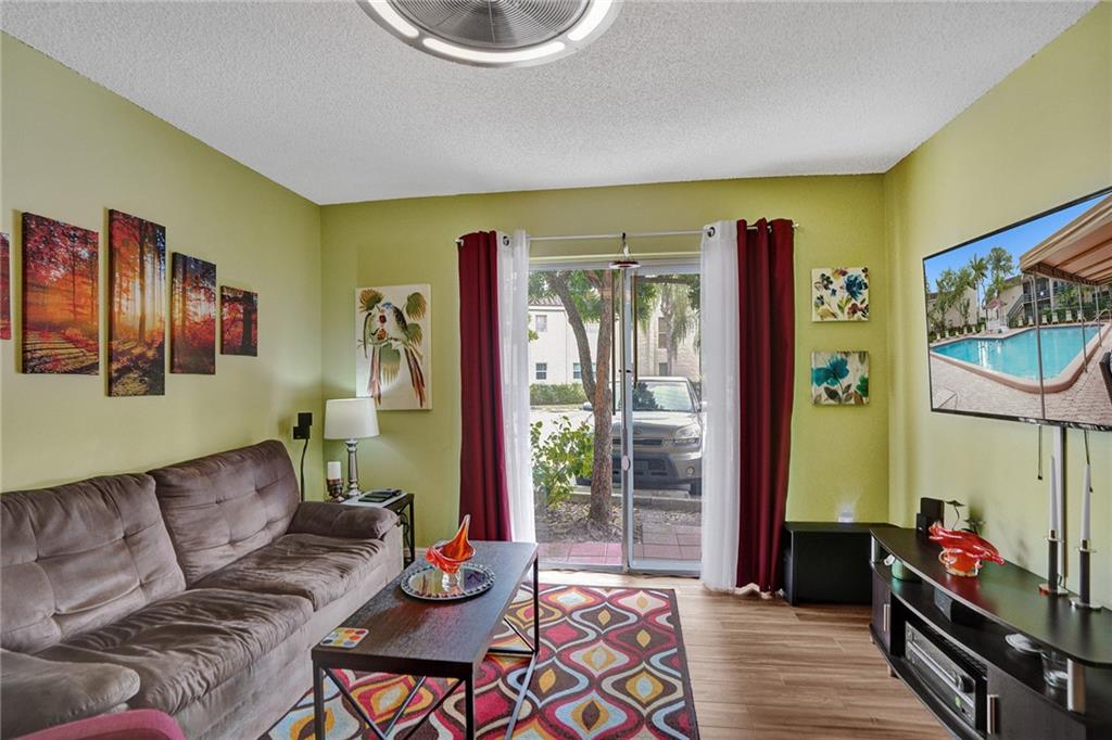 Embarcadero - Residential