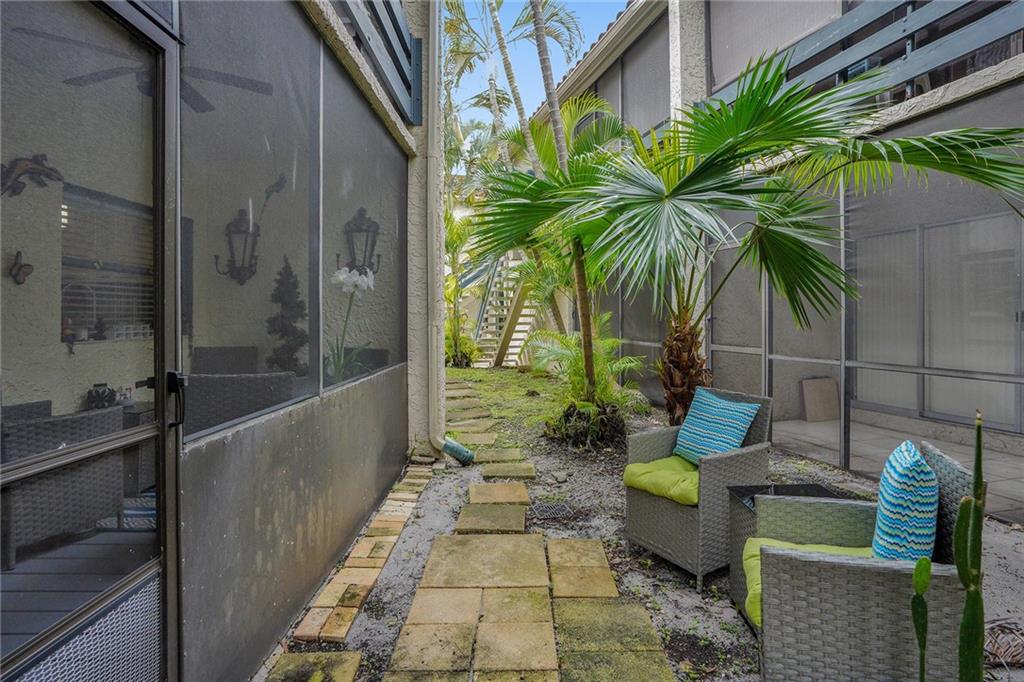 Embarcadero - Residential