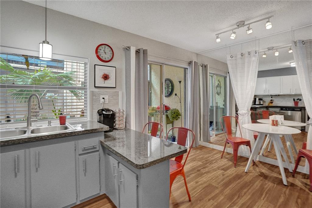 Embarcadero - Residential