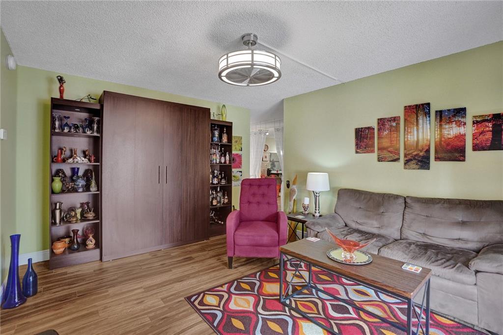 Embarcadero - Residential