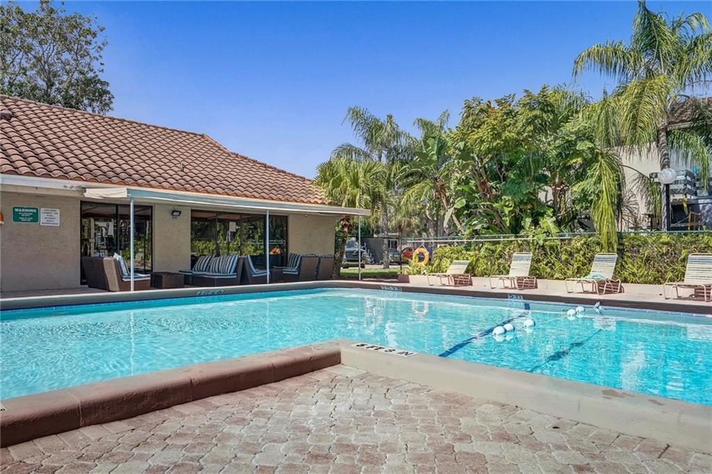 Embarcadero - Residential