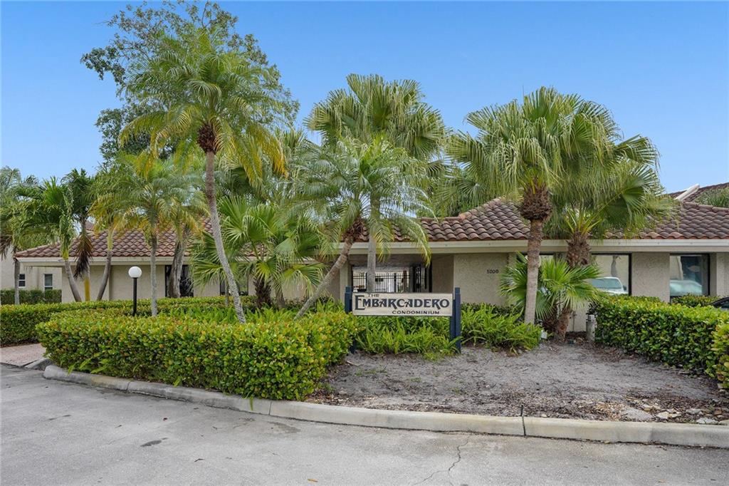 Embarcadero - Residential