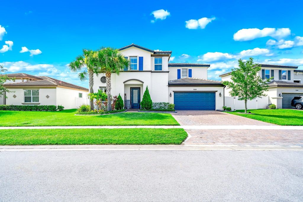 Photo of 7589 NW Greenspring Street, Port Saint Lucie, FL 34987 (MLS # R11015980)