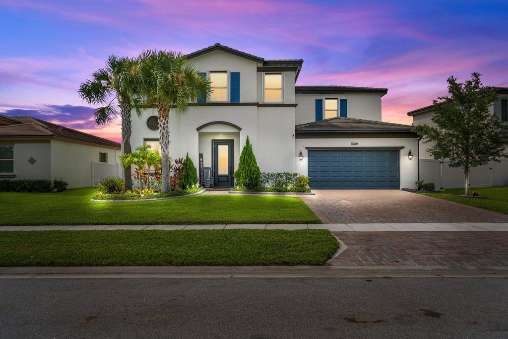 Photo of 7589 NW Greenspring Street, Port Saint Lucie, FL 34987 (MLS # R11015980)