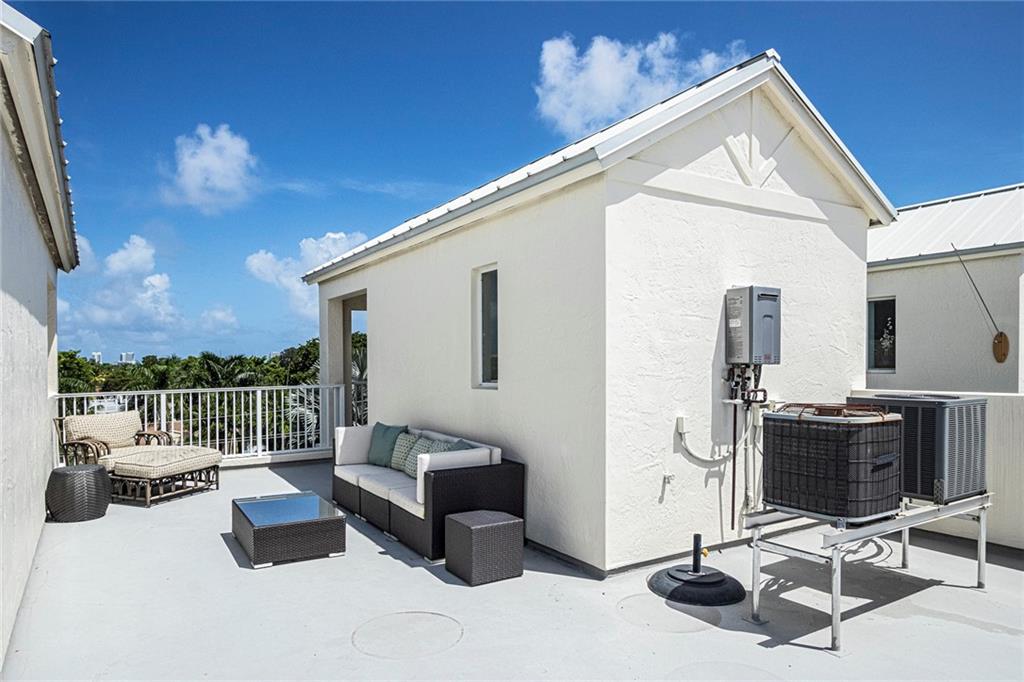 The Ellington - Residential