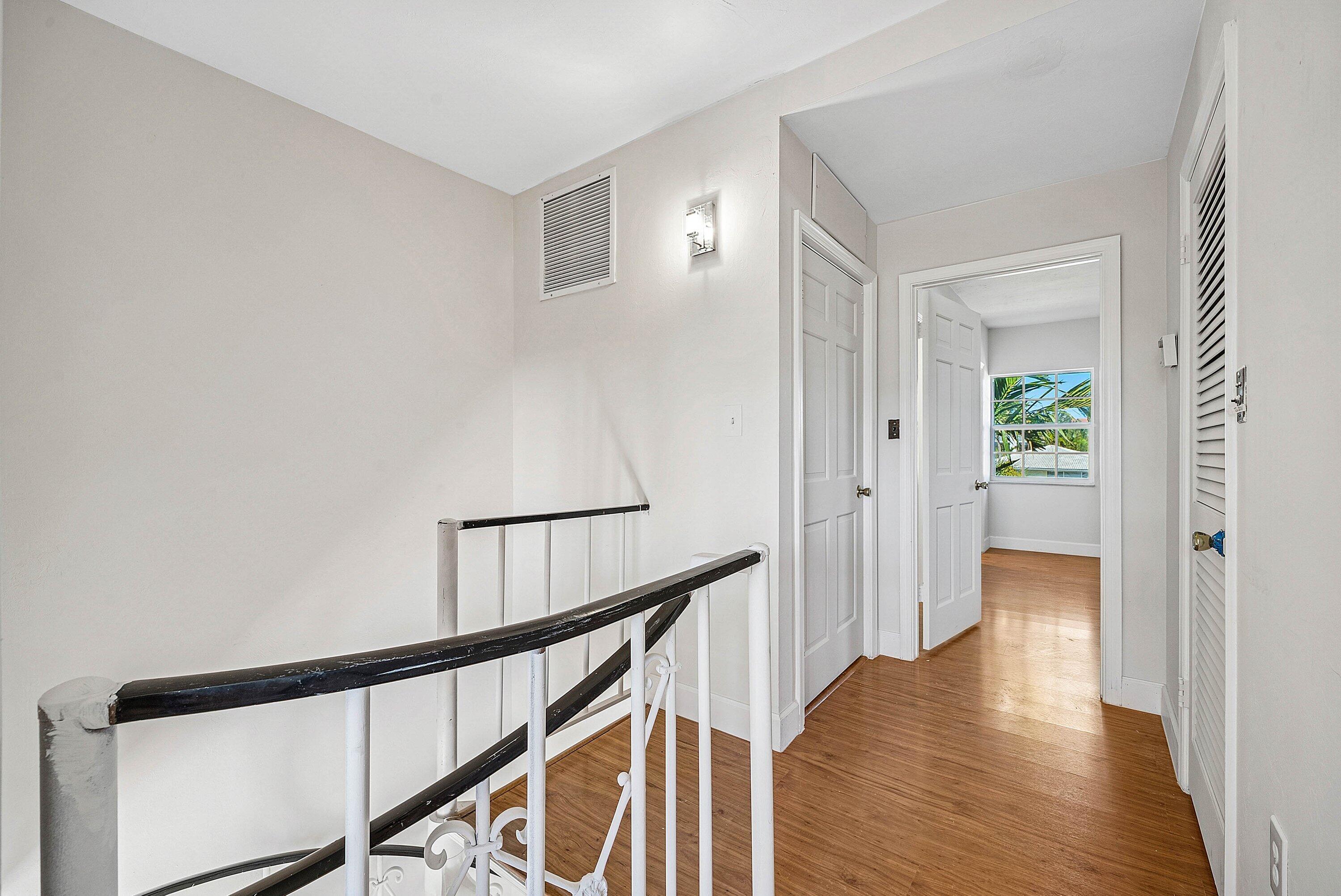 DELRAY BEACH CLUB APTS CONDO - Residential