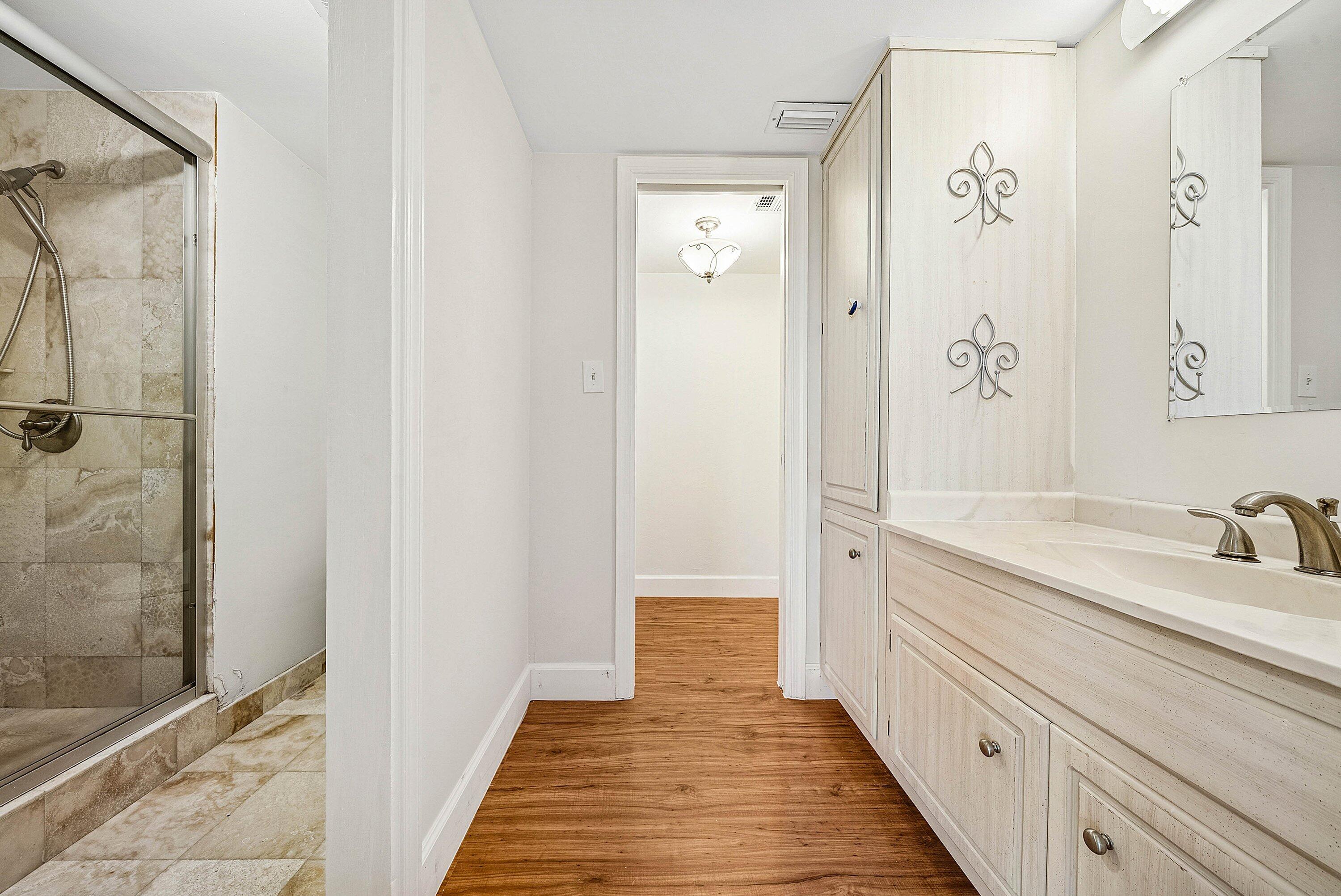 DELRAY BEACH CLUB APTS CONDO - Residential